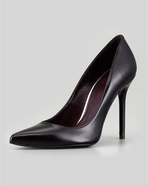 fake stuart weitzman shoes|stuart weitzman nouveau sale.